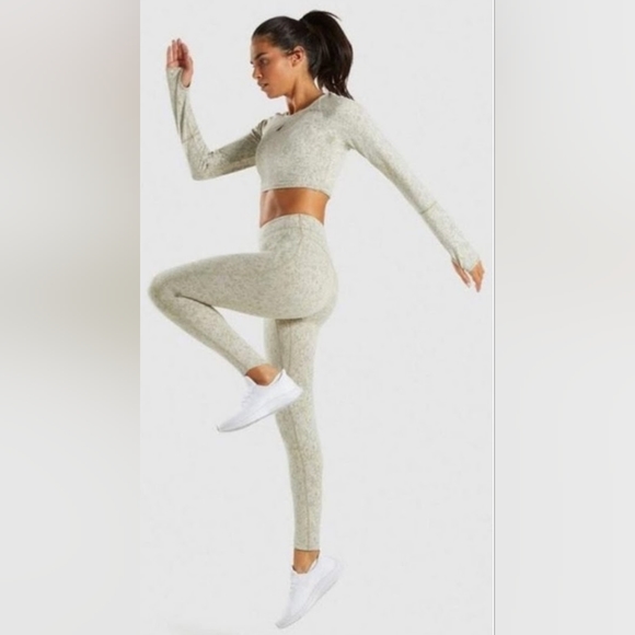 MED. GYMSHARK - Picture 2 of 13